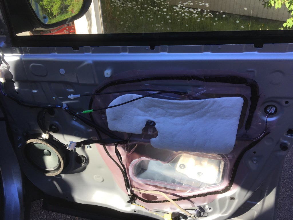 Установка шумоизоляции — Toyota RAV4 (IV), 2,5 л, 2018 года | своими ...