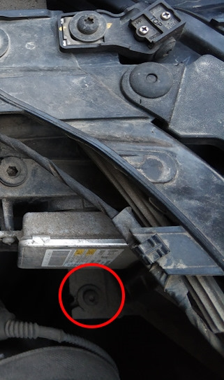 Винт №3 (крупным планом) — Audi Q5 (1G)