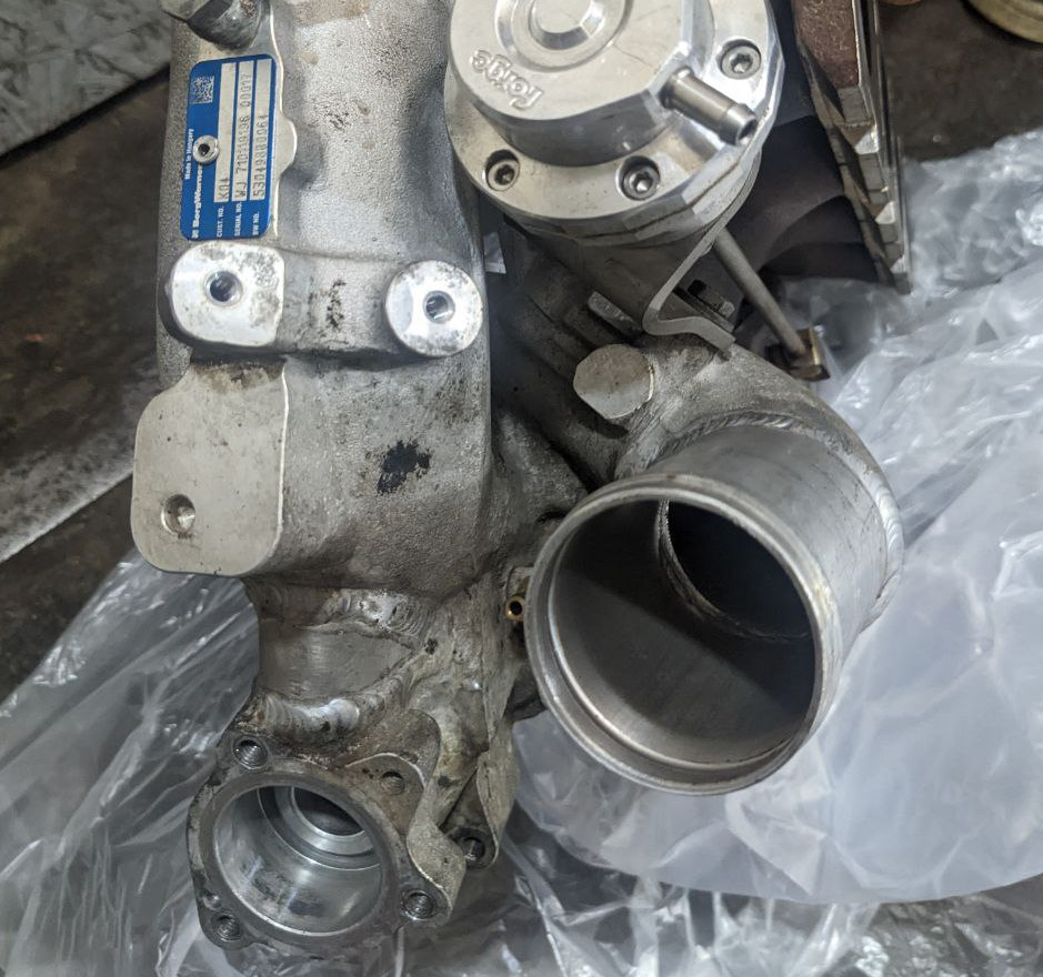 Установка BorgWarner K04-064 — Volkswagen Golf Mk6 GTI, 3,6 л, 2011 ...