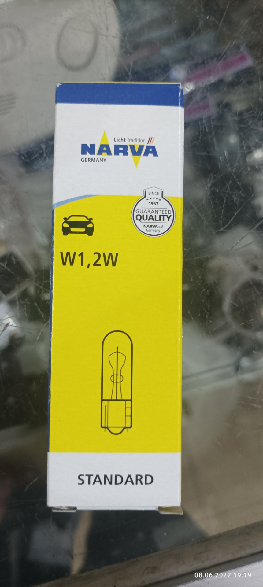 Замена лампочки прикуривателя — LADA Приора универсал, 1,6 л., 2011 ...
