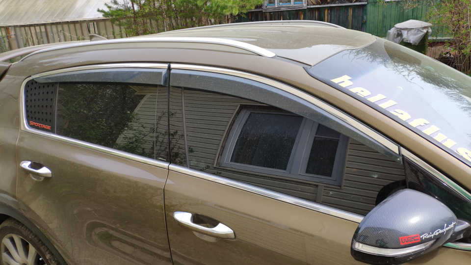 <i — KIA Sportage (4G)