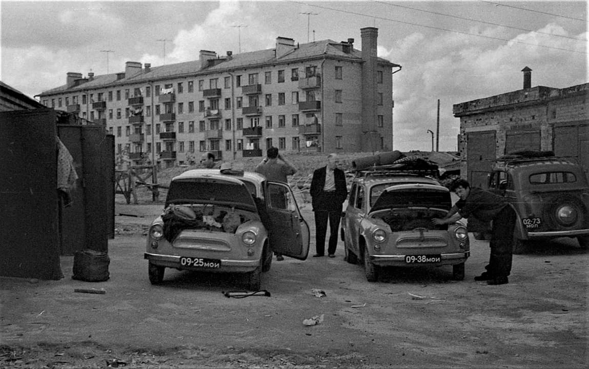 старые гаражи в москве