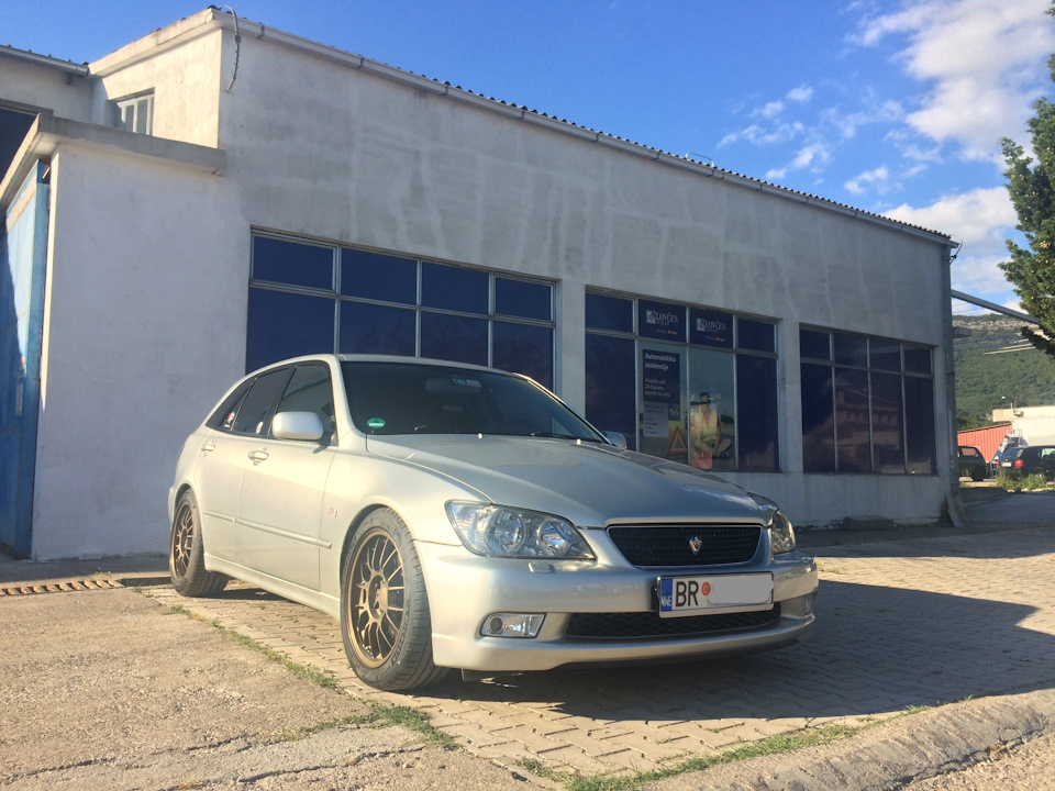 Новая резина Michelin Pilot Sport 4 + вонючка в салон Eikosha ...