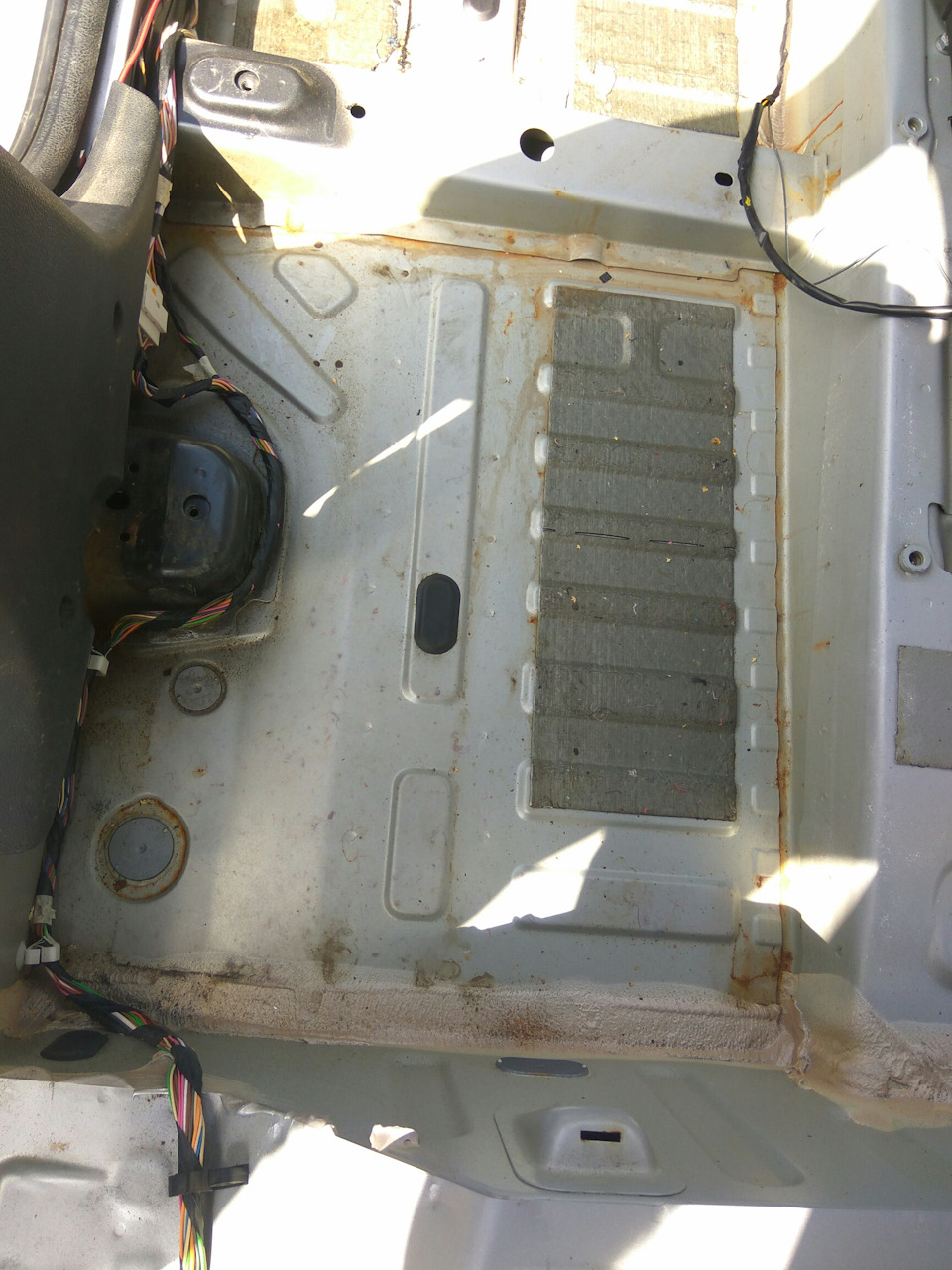 Конденсат из кондиционера течет в салон Рено Логан. Часть 2. — Renault ...