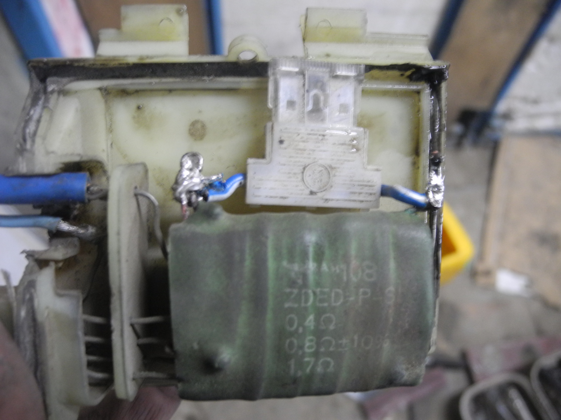 регулятор печки фольксваген поло. терморезистор фольксваген. реостат печки фольксваген транспортер т4. терморезистор фольксваген. регулятор оборотов печки поло седан 2016.