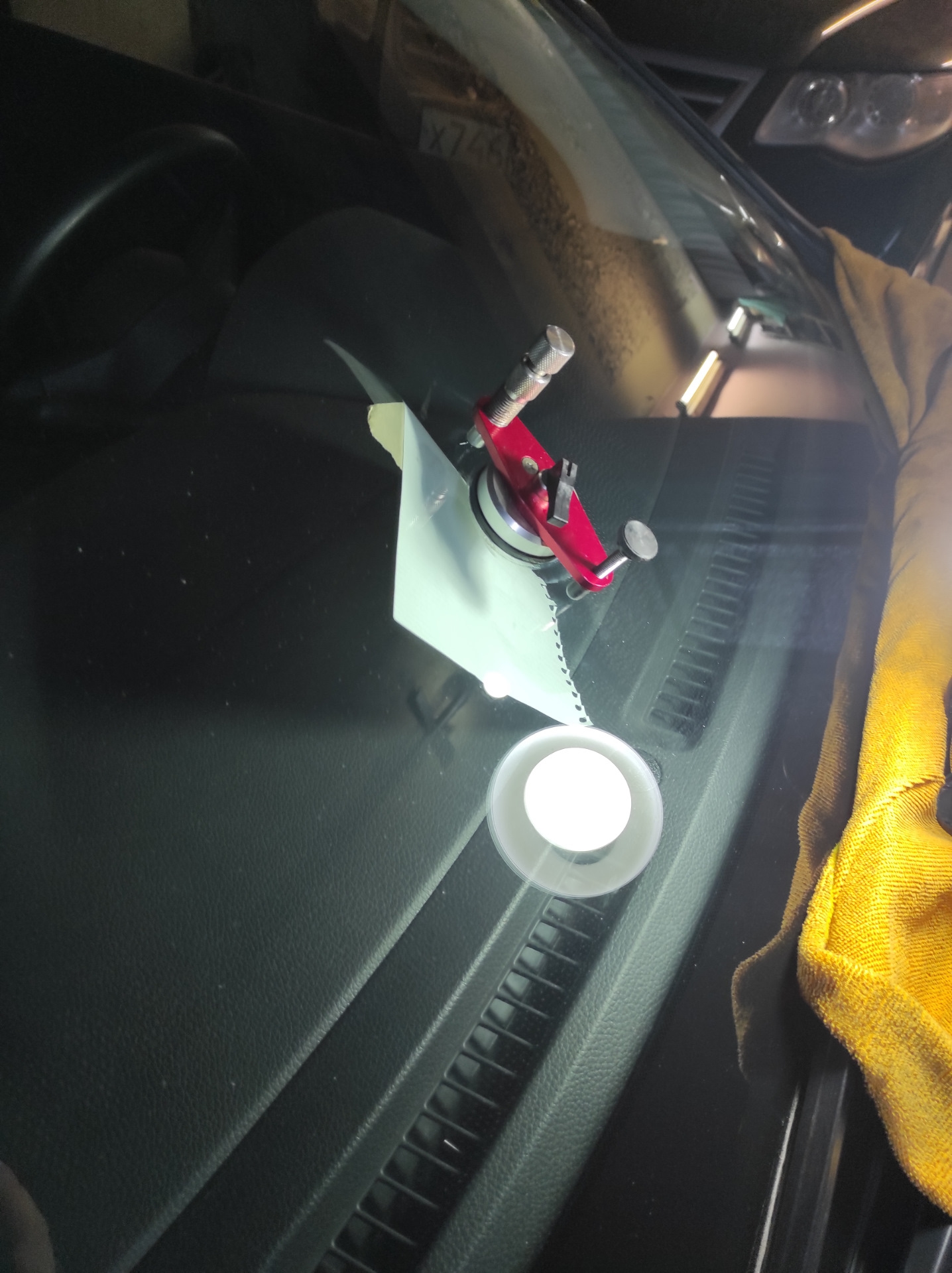 Скол на лобовом стекле — Nissan Qashqai (2G), 2 л, 2020 года | другое ...