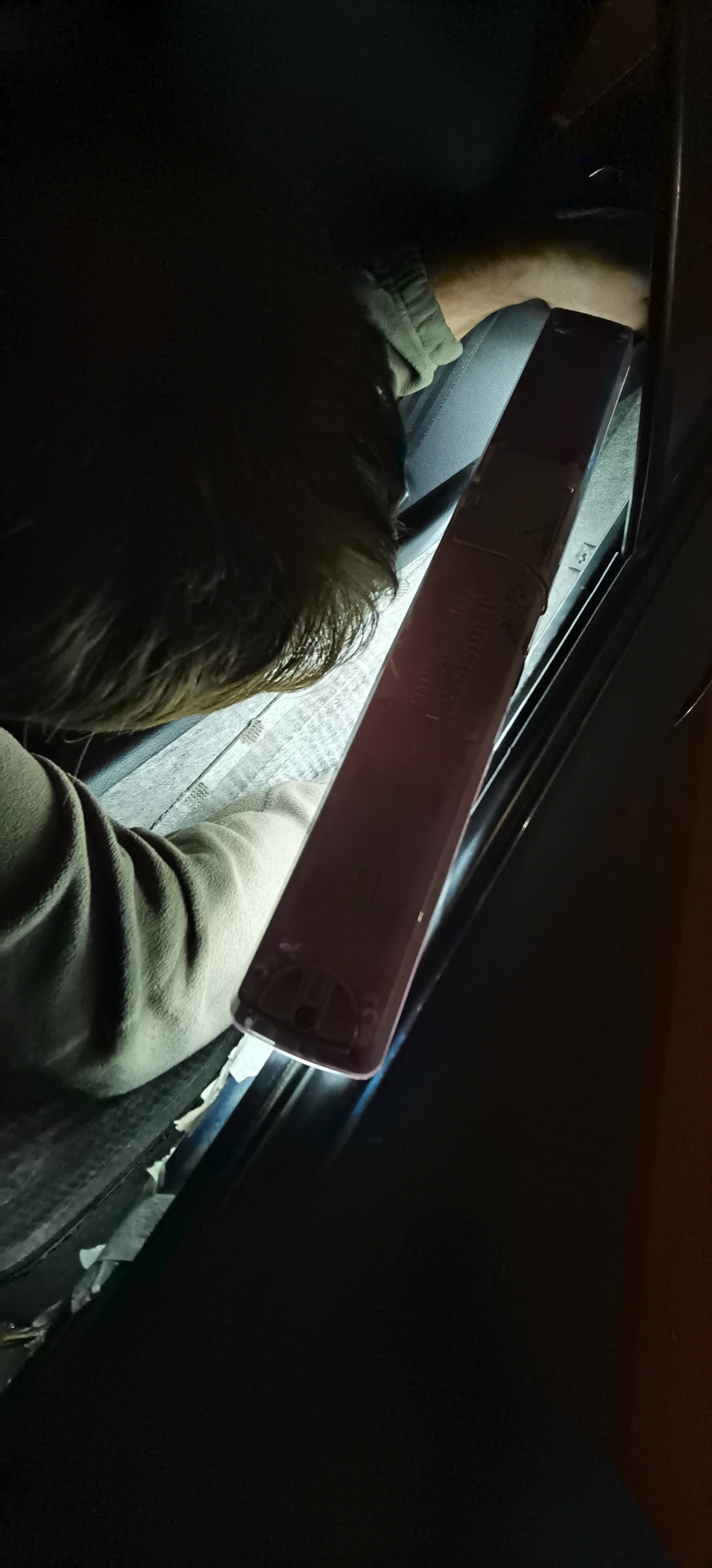 Заклинило замок. Вскрытие задней двери Octavia A4 / Octavia Tour. Как ...