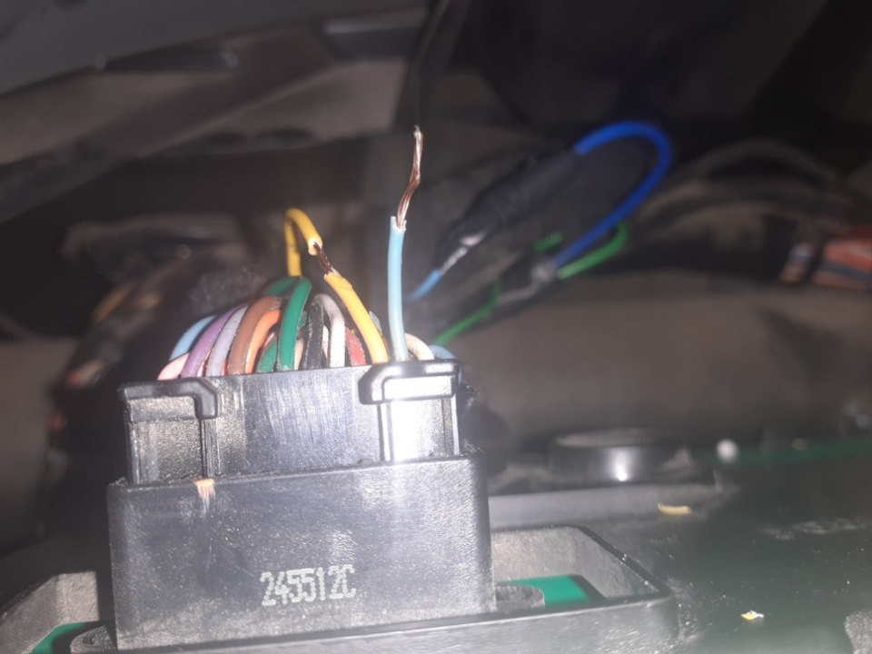 Включение подсветки панели приборов при включении зажигания. — Renault ...