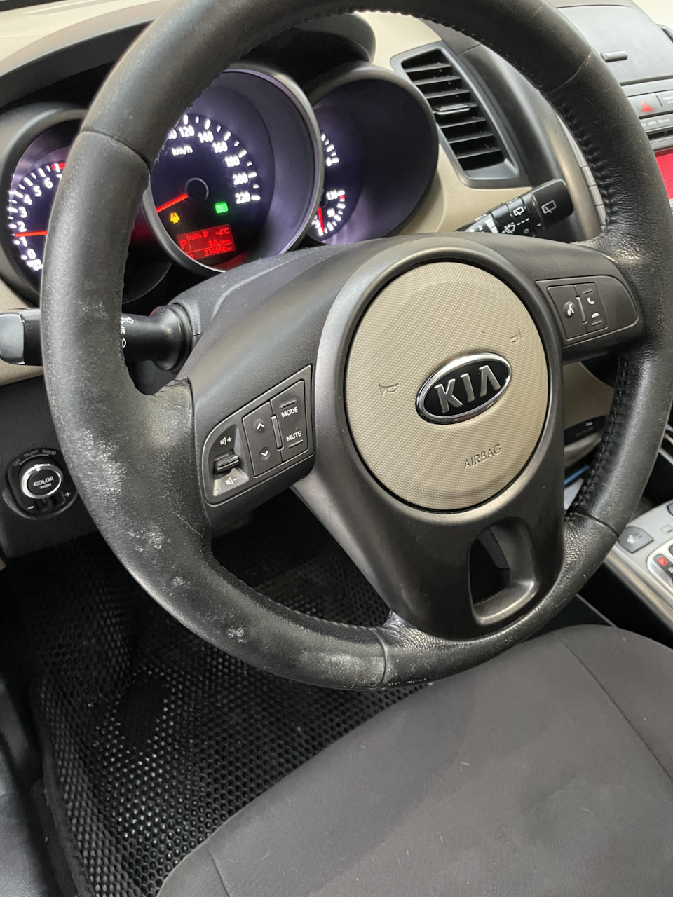 1. Руль — KIA Soul (1G), 1,6 л, 2012 года | запчасти | DRIVE2