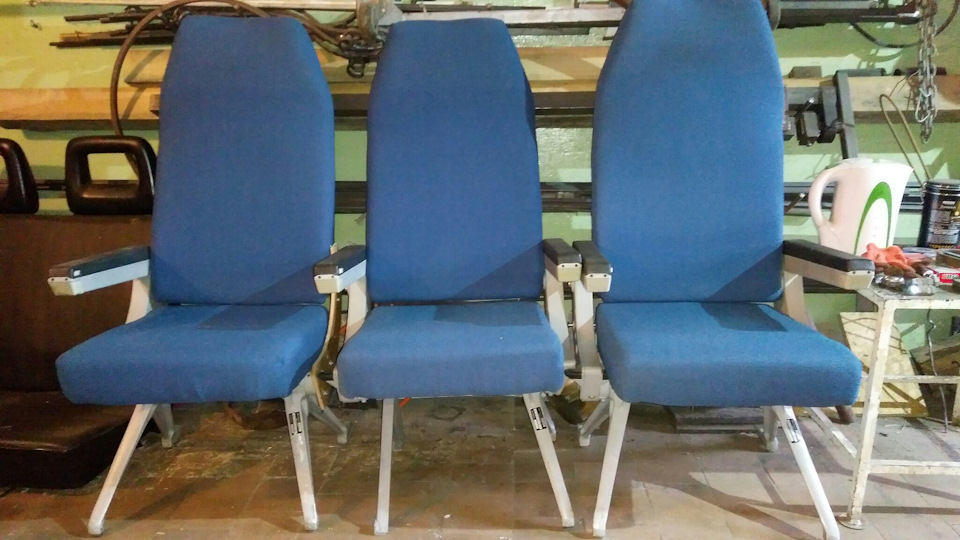 Усуваєм люфт дверей — Audi A6 (C4), 2,5 л, 1997 года | своими руками ...