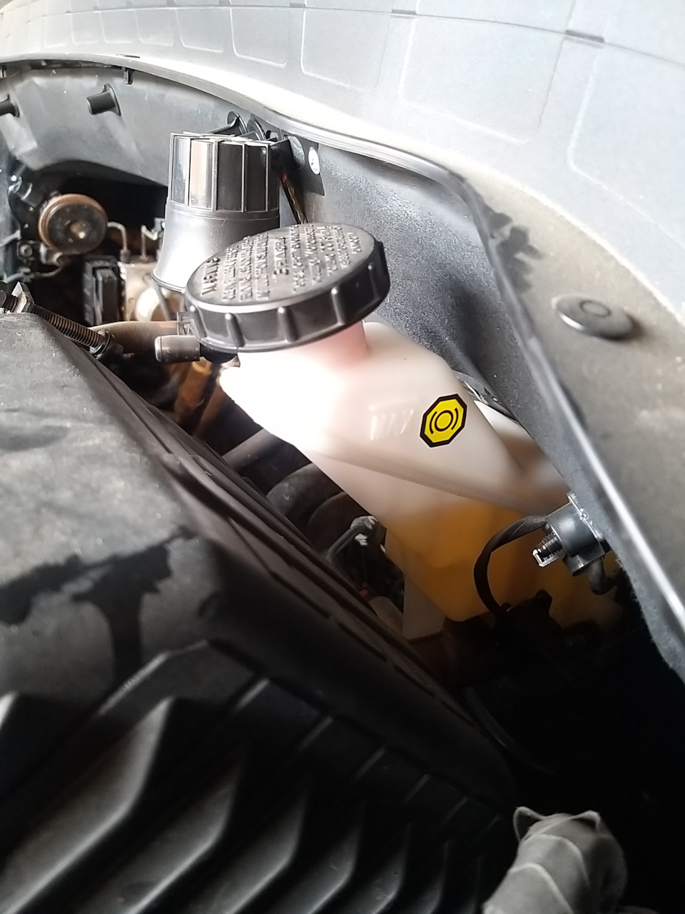 Фото в бортжурнале KIA Sorento (2G)