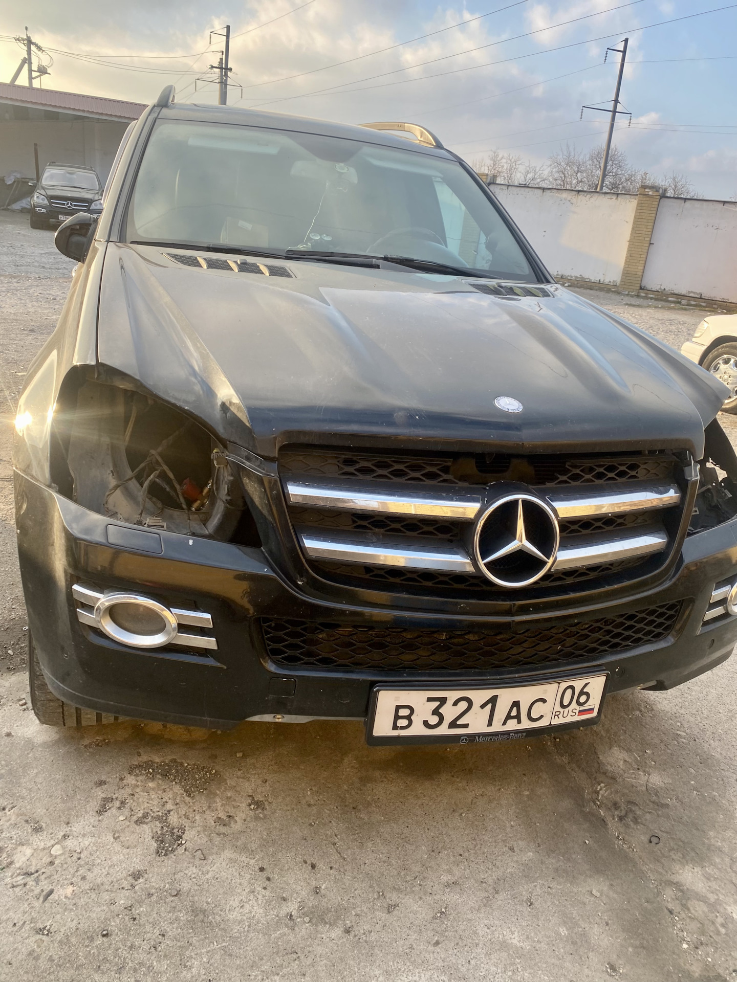 Не хороший человек и BI LED линзы X164 W164 — Mercedes-Benz GL-class  (X164), 5,5 л, 2007 года | тюнинг | DRIVE2