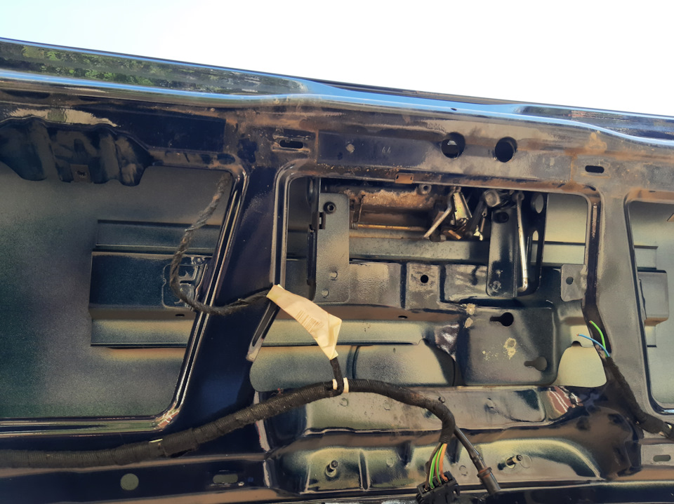 Проблемы крышки багажника (начало) — Volkswagen Golf Mk4, 1,4 л, 2000 ...
