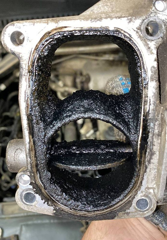 Чистка впускного коллектора Volkswagen Touareg CR 3.0 TDI (249 л.с ...