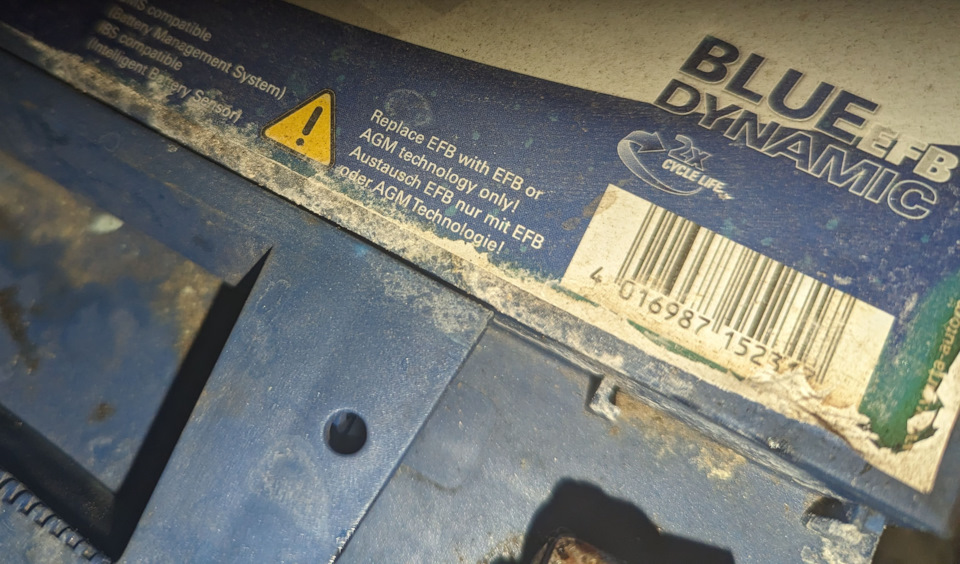 Сульфатация акб Varta EFB спустя 9 мес. — Skoda Octavia A7 Mk3, 1,8 л ...