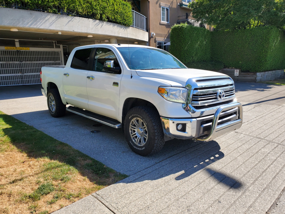 Toyota Tundra Police