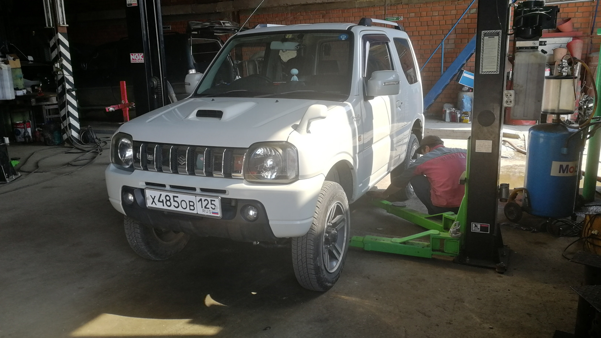 Победил шимми — Suzuki Jimny, 0,7 л, 2010 года | поломка | DRIVE2