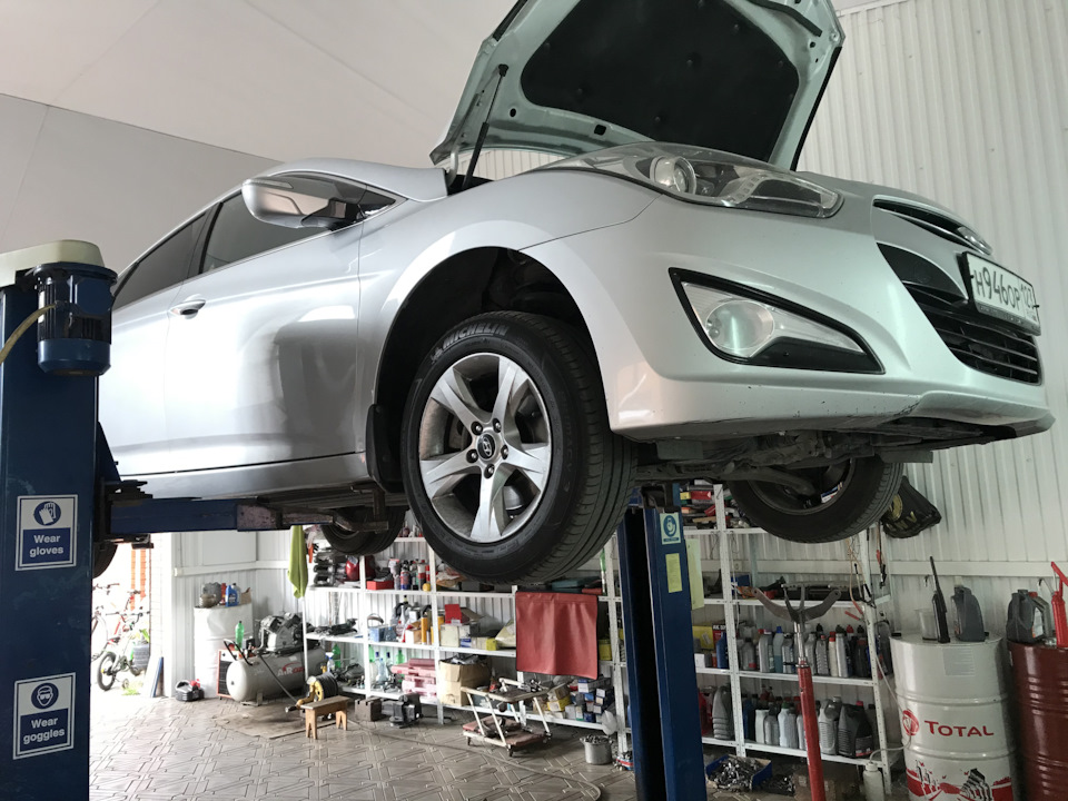 Частичная замена масла АКПП — Hyundai i40, 2 л, 2014 года | плановое ТО ...