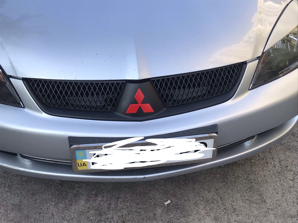 Как снять решетку радиатора лансер 9 рестайлинг Решетка в чёрный цвет - Mitsubishi Lancer IX, 2 л, 2006 года стайлинг DRIVE2