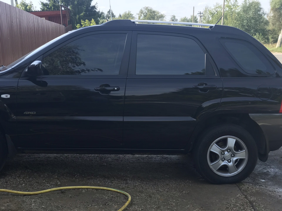 Замена штатных динамиков, магнитолы и проклейка дверей тонировка — DRIVE2