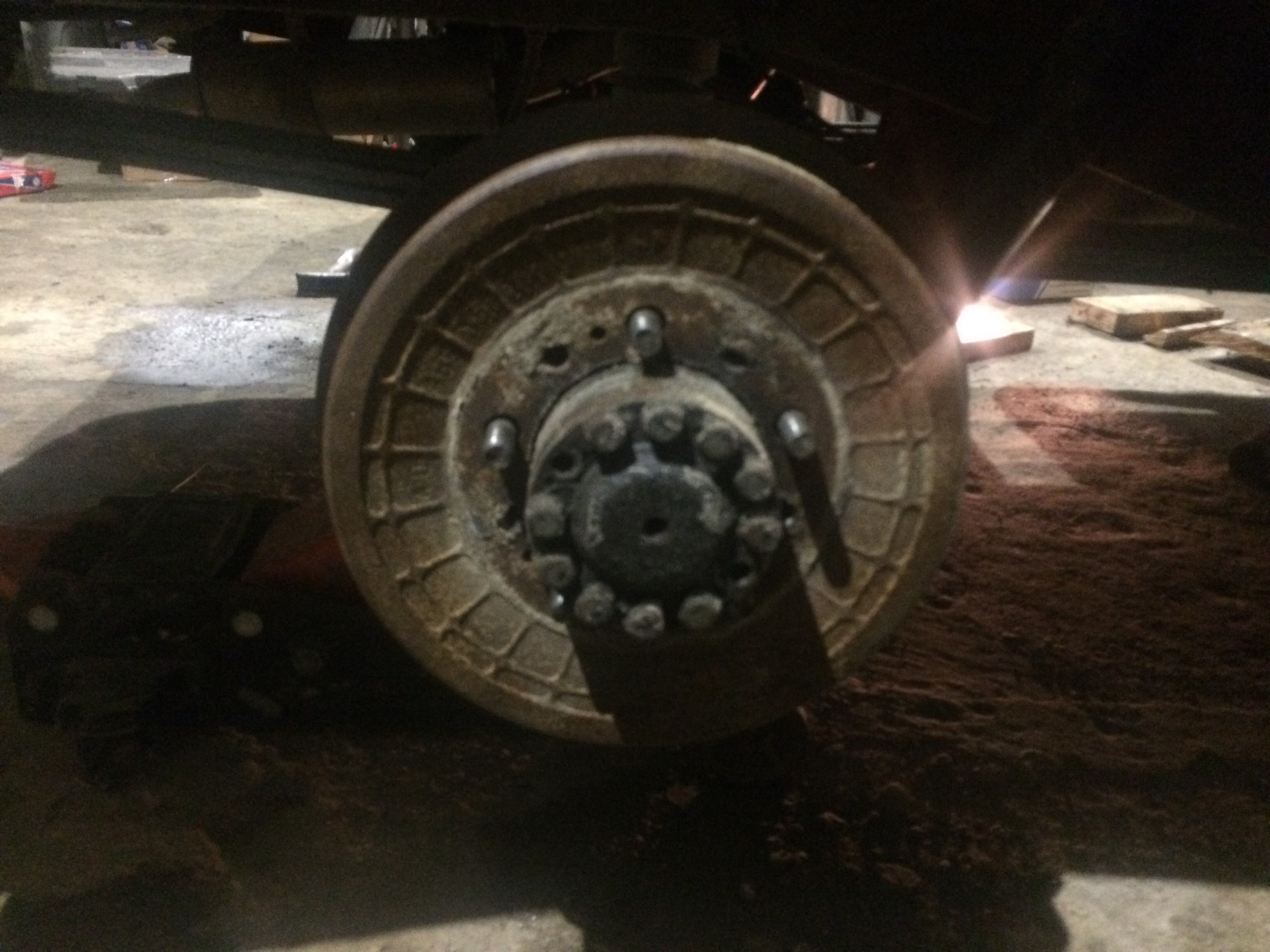 Задние тормоза — УАЗ Patriot, 2,7 л, 2010 года | своими руками | DRIVE2