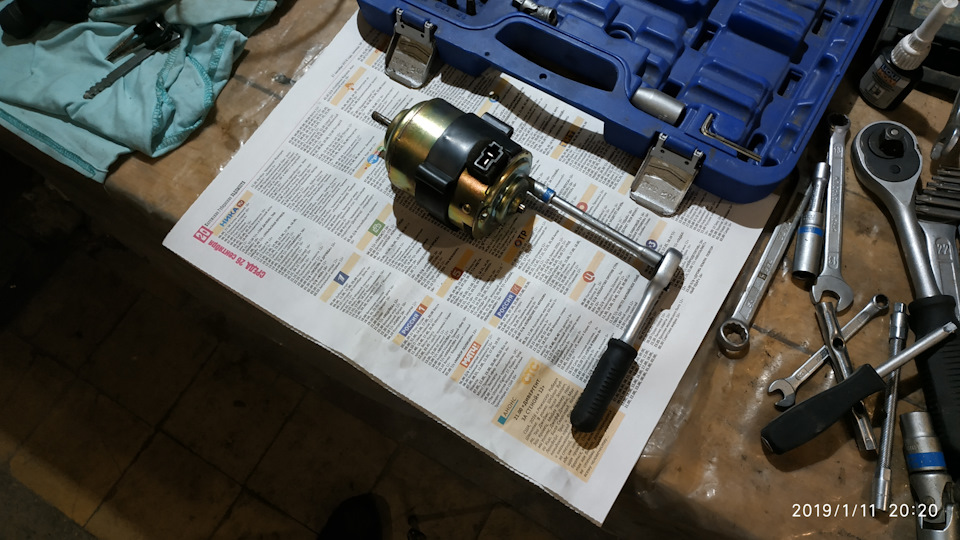 Фото в бортжурнале KIA Sorento (1G). Запчасти на фото: 2019111