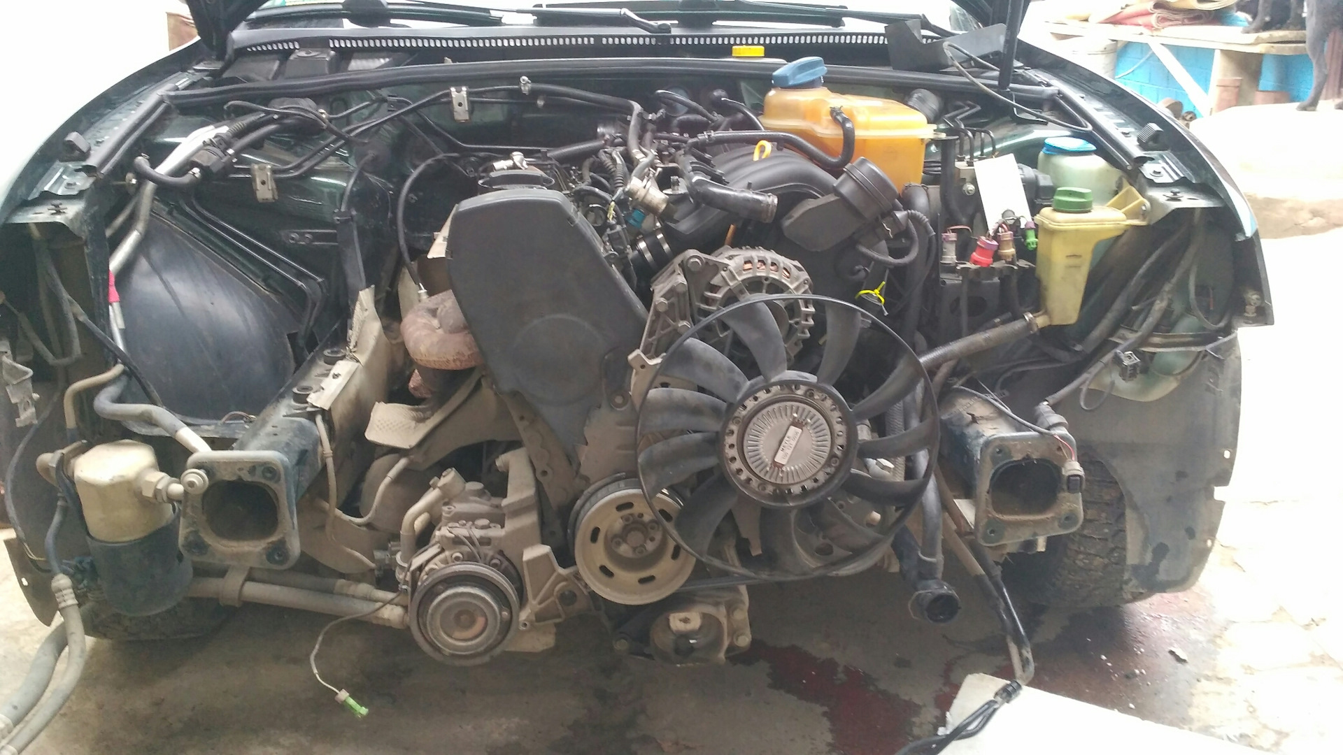 9. Двигатель фольксваген т5 1. Фольксваген т5 двигатель 1. Т5 снимаем двигатель. 9.