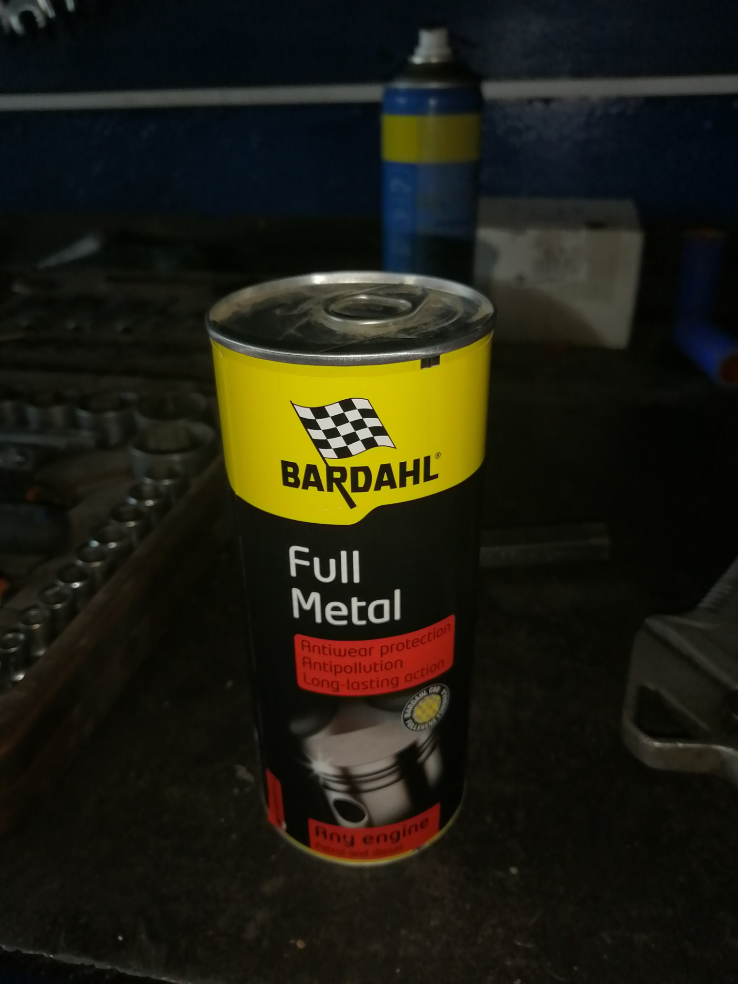 Присадка bardahl. Bardahl Full Metal. Присадка чтоб не кушала масло. Full Metal Oil.