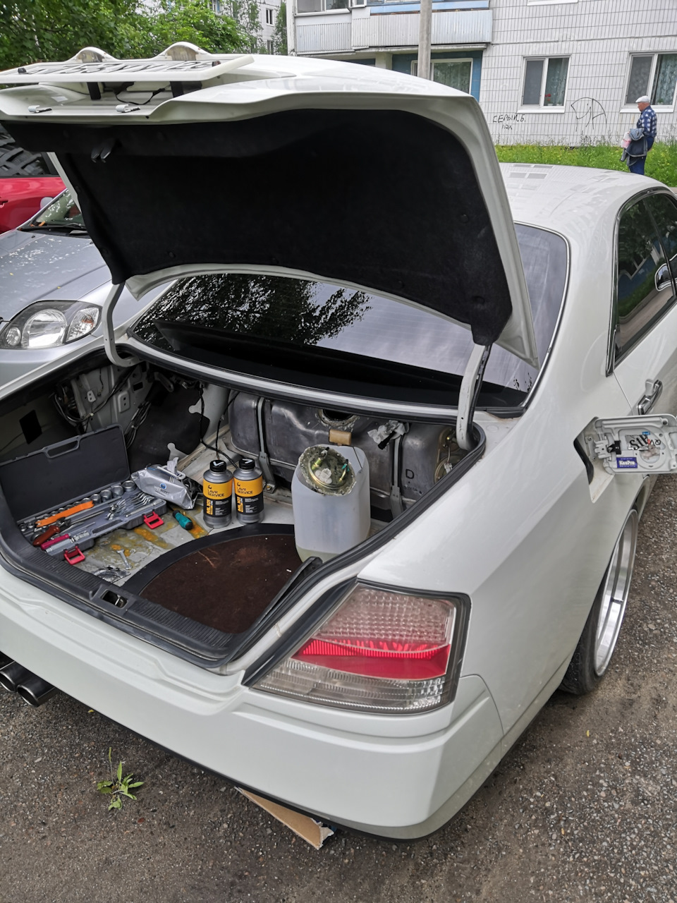 Чистка форсунок, не снимая с двигателя. — Nissan Gloria (11G), 3 л ...