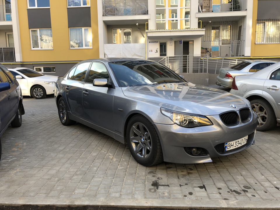 BMW e60 черный мат