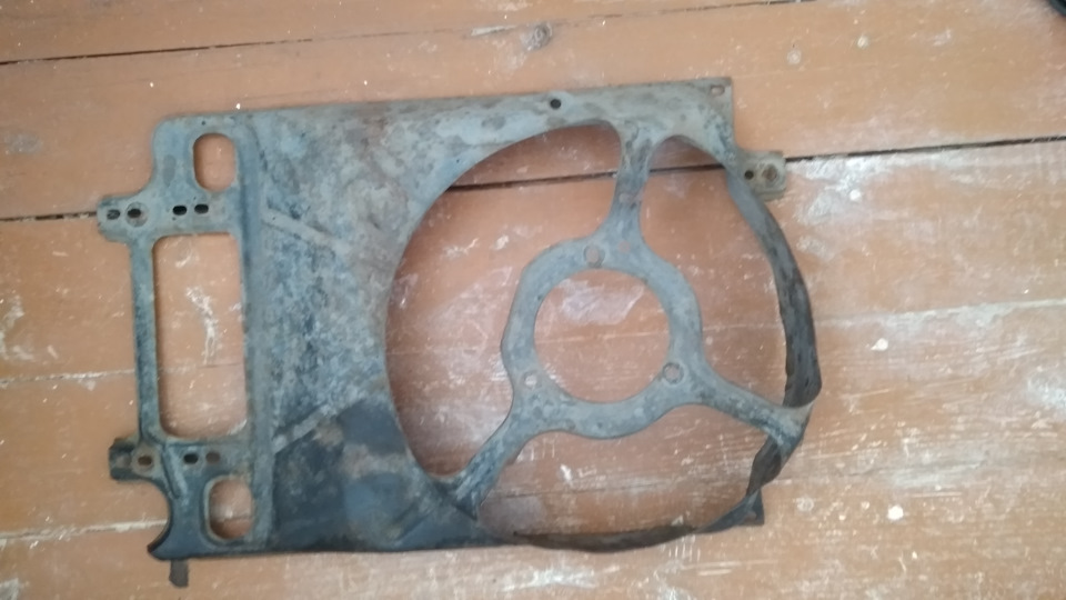 Дребезжание торпеды, вентилятор охлаждения радиатора — Volkswagen Golf ...