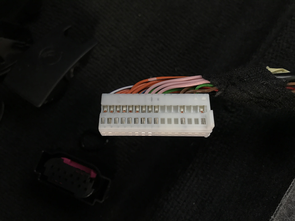 Пучок проводов от gateway — Audi A6 (C7)