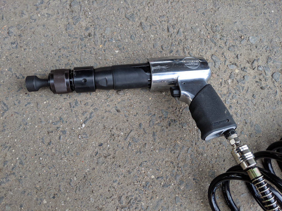 Пневмомолоток JTC-3310K — SsangYong Kyron. Запчасти на фото: JTC3310K