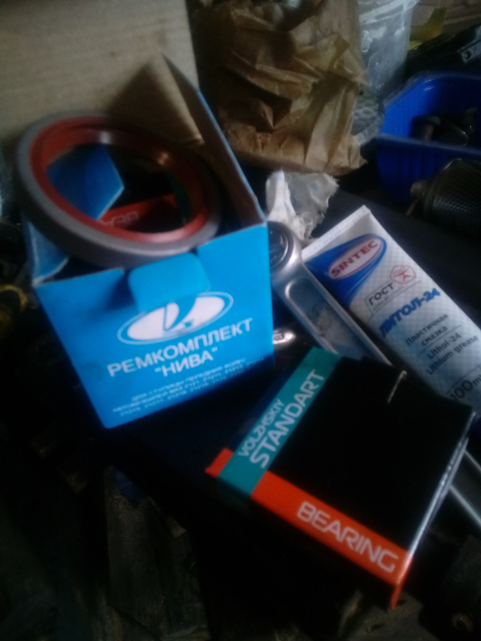 Ремкомплект ступицы и смазка к нему. — Lada 2120 Надежда