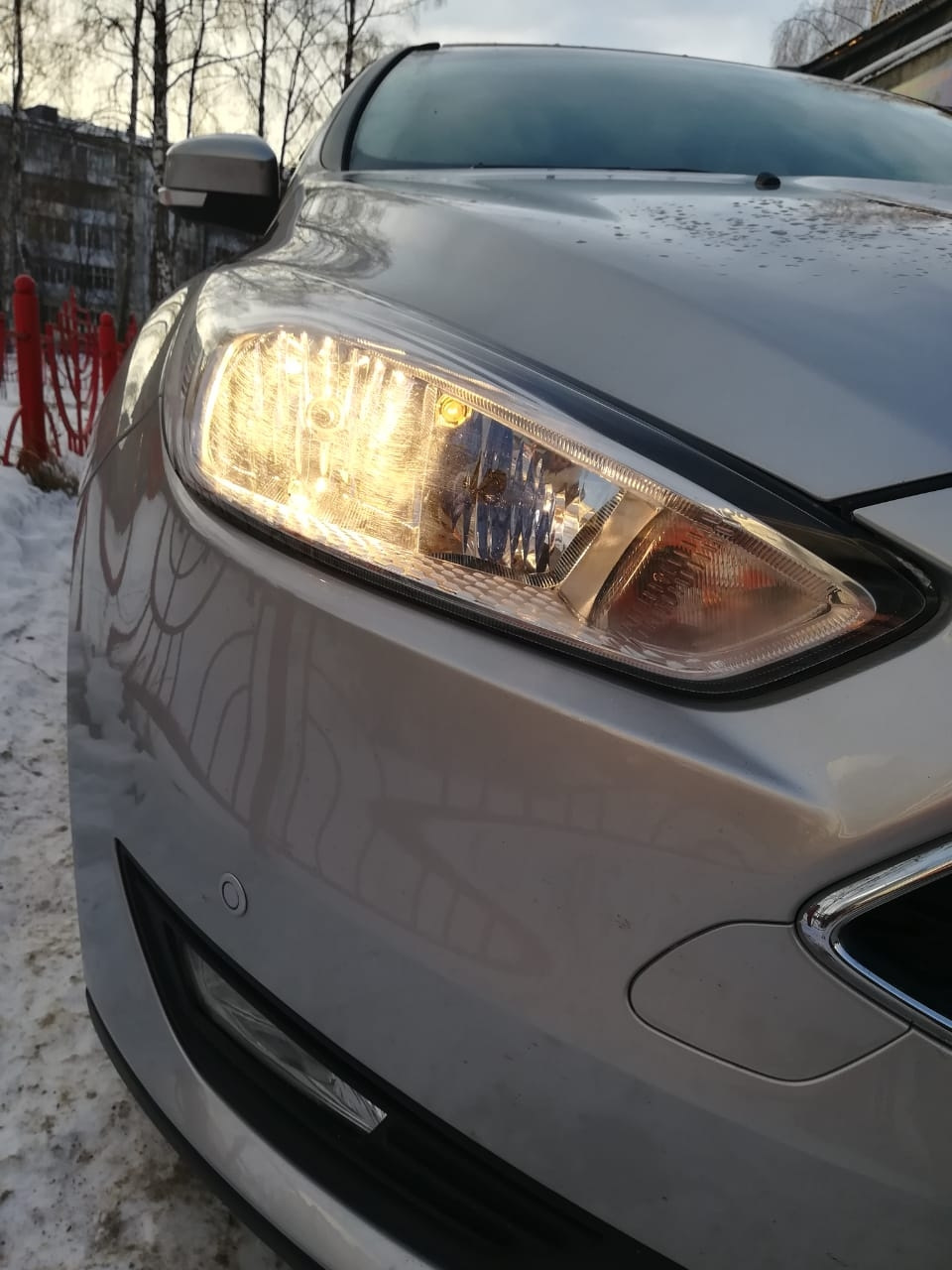 Снова лампы! Ближний + габарит — Ford Focus III Sedan, 1,6 л, 2015 года ...