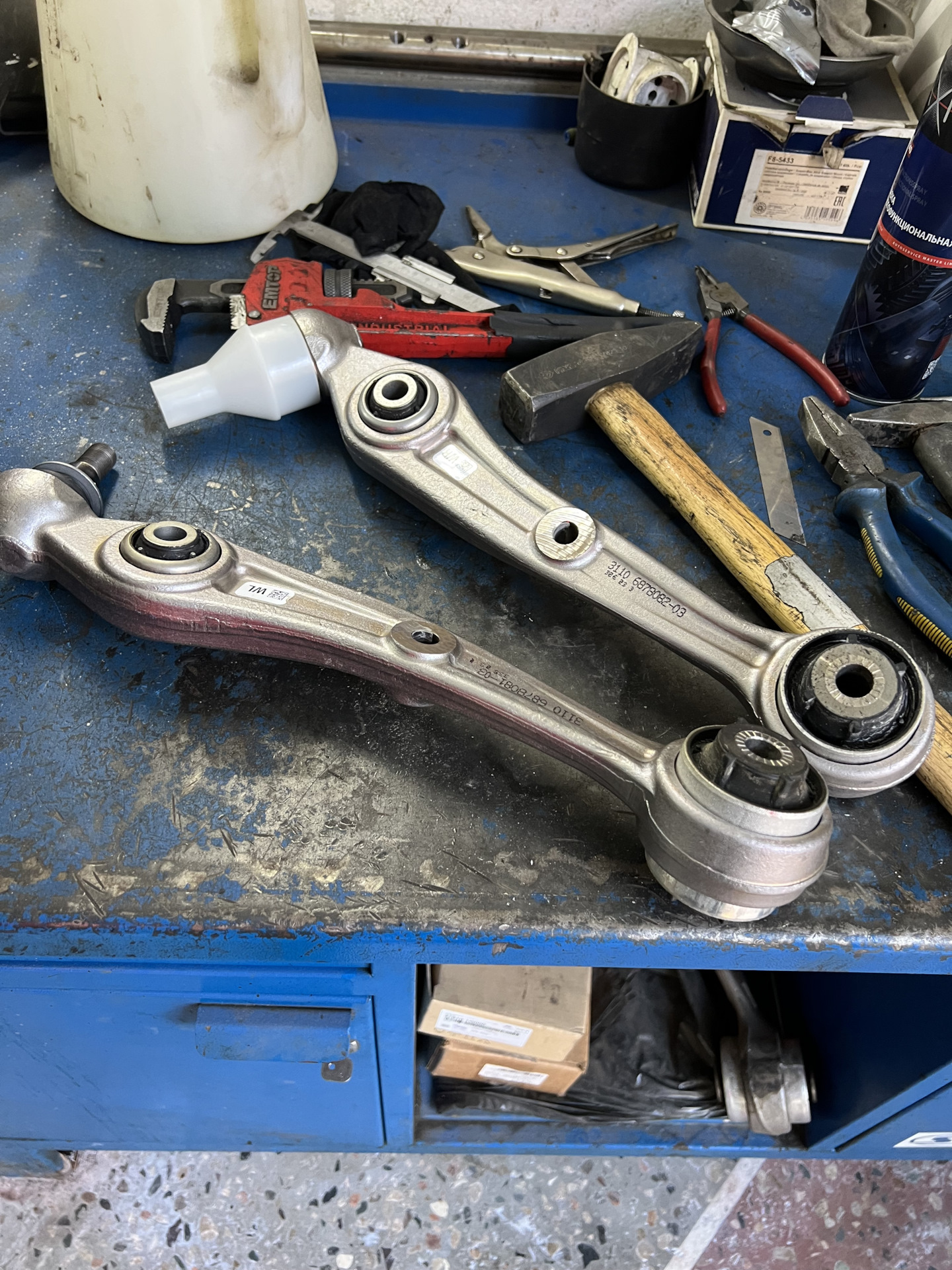 Новые поперечные рычаги — BMW X5 (G05)