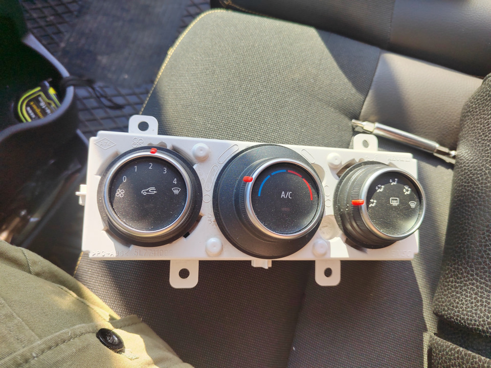 Photo from the logbook Renault Master (3G)
