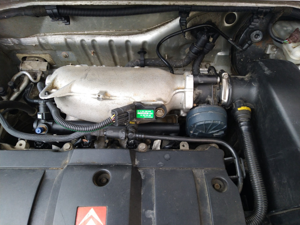 :) — Citroen Berlingo (1G). Found on photo: 400201