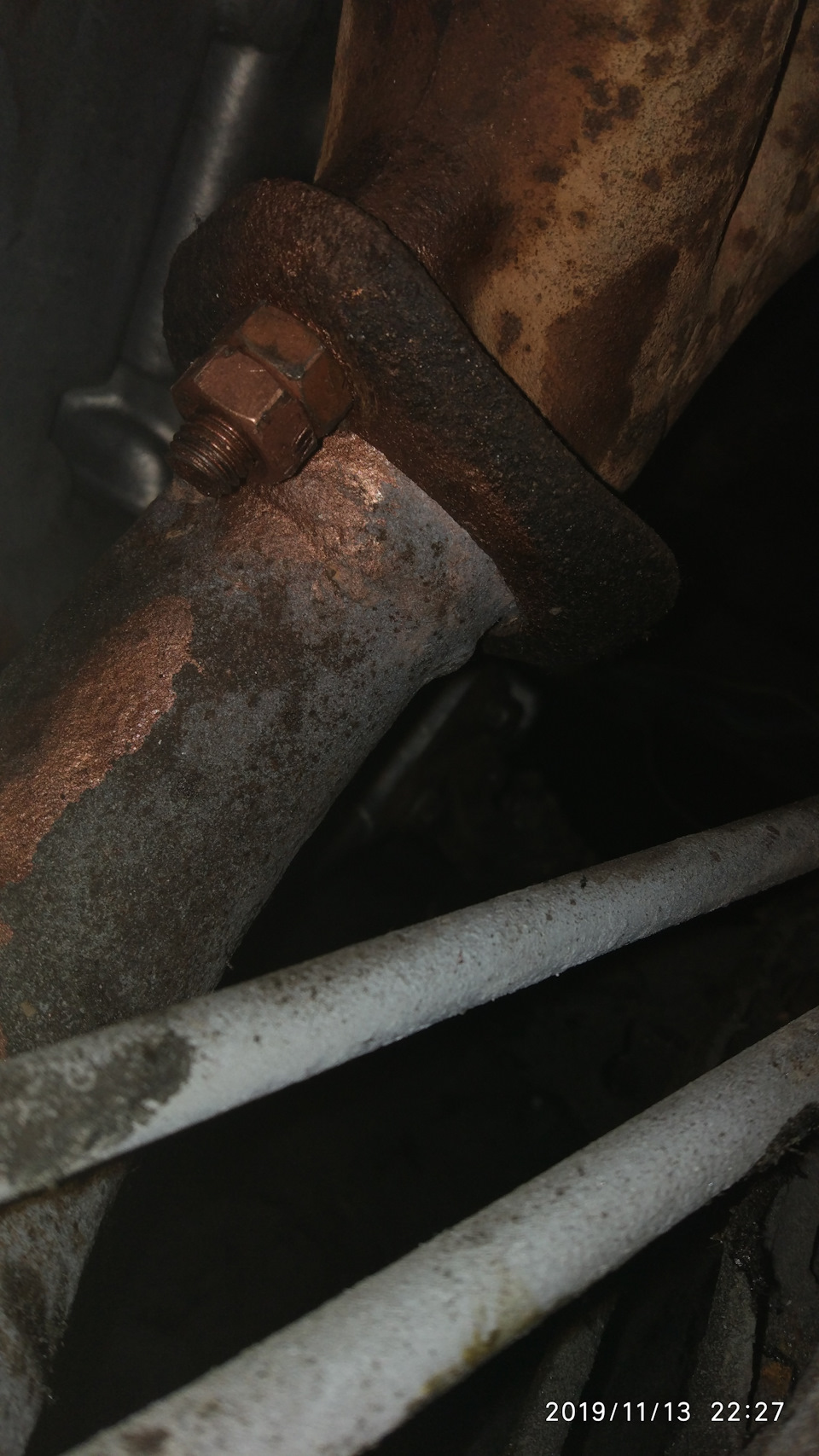 Как открутить обломанную шпильку из коллектора — УАЗ 3303, 2,4 л, 1994 ...