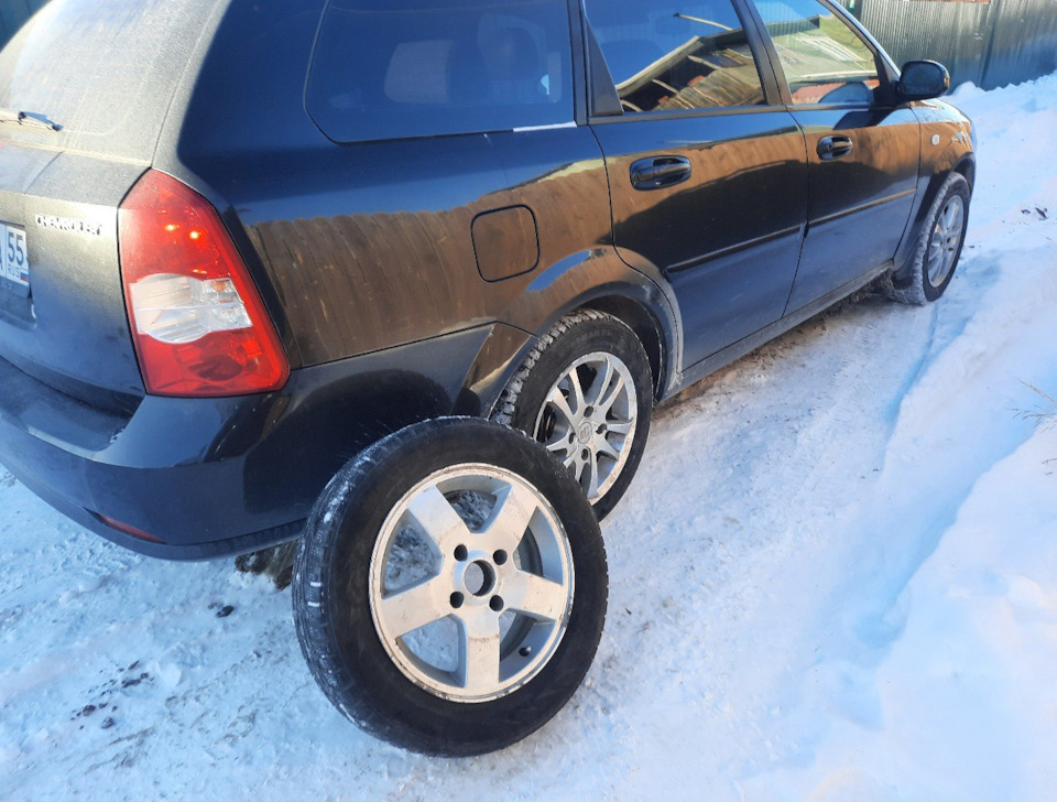 Покупка колес — Chevrolet Lacetti SW, 1,6 л, 2006 года | колёсные диски ...