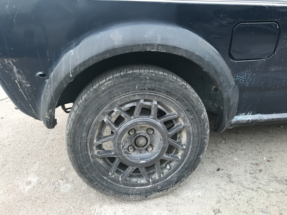 Расширители арок чем крепить? — Volkswagen Polo Mk2, 1 л, 1988 года ...