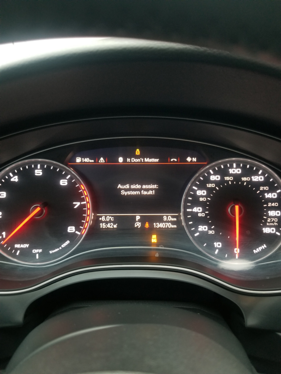 Assist system. Audi Side assist System Fault. Сайд асист Ауди q7 4l 2013 год
