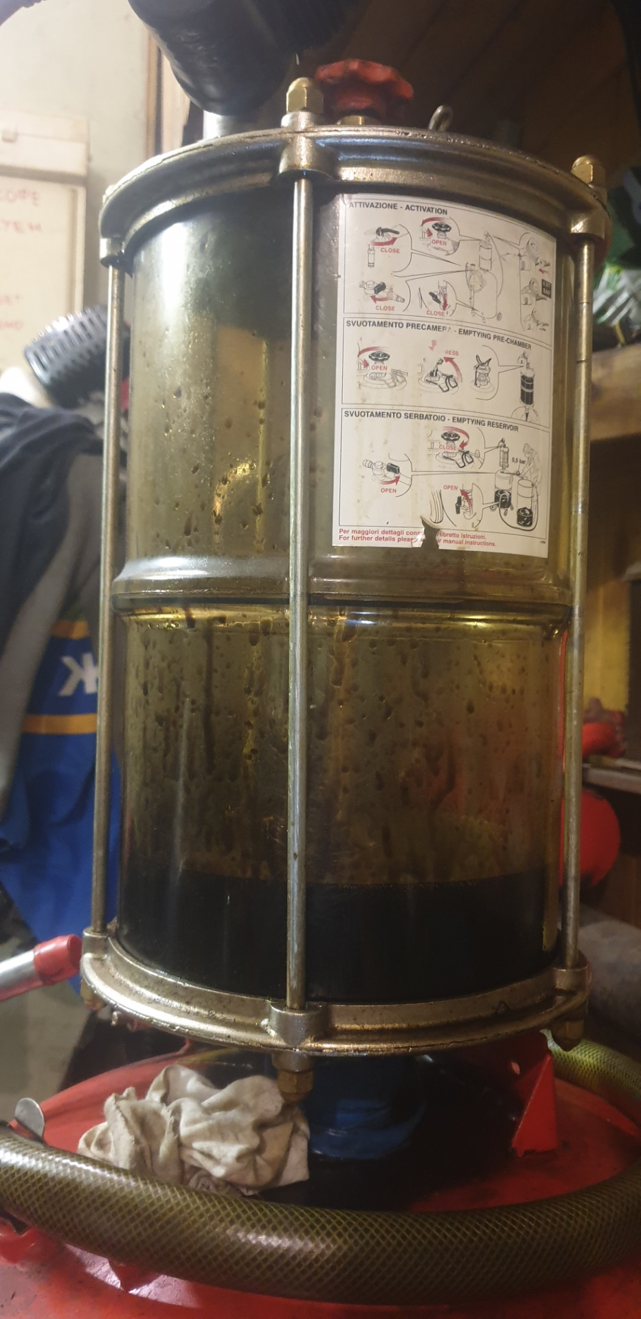 Замена обратного клапана картерных газов и плановая замена масла ENI I ...