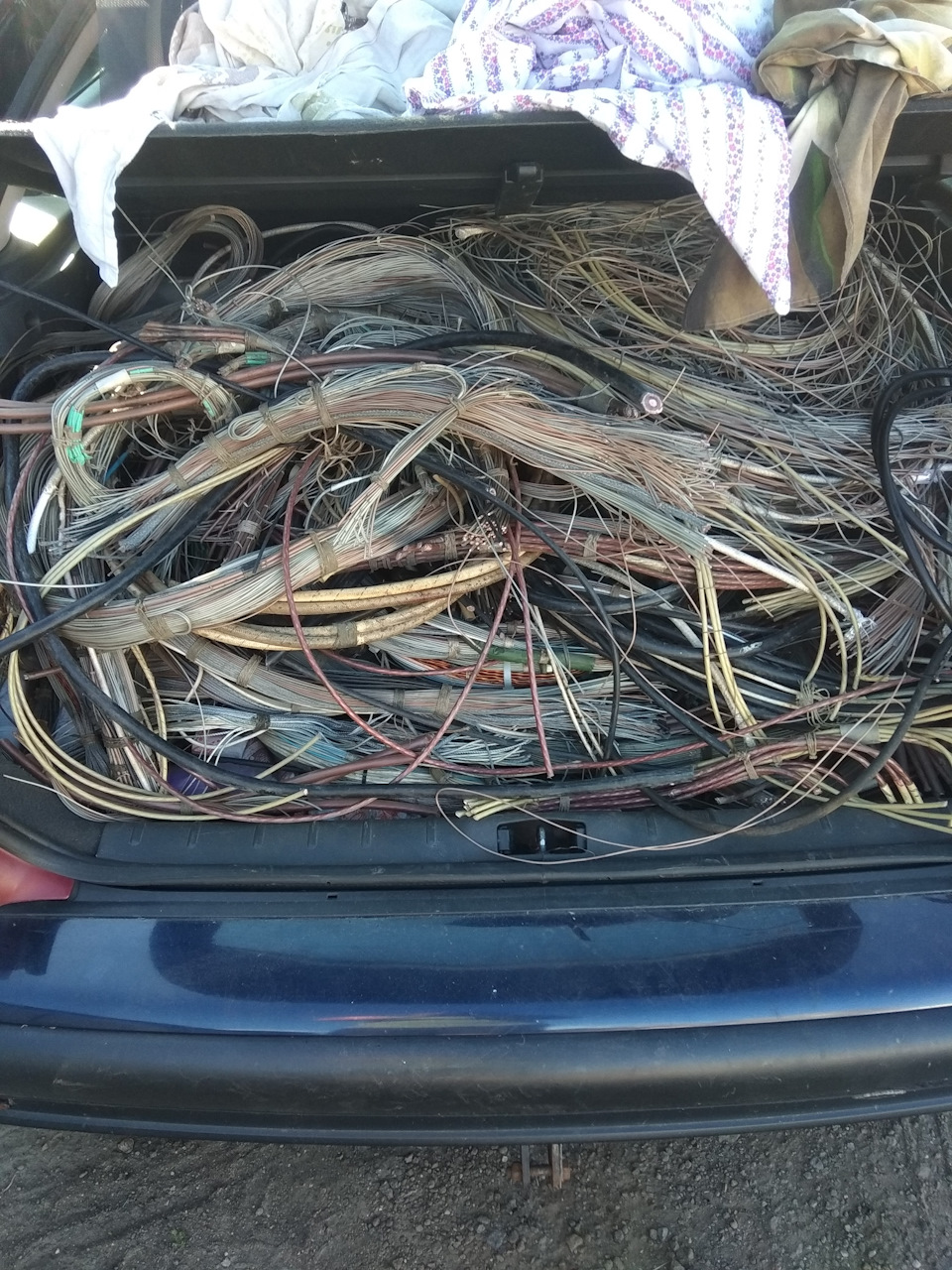 Целый багажник лишних денег. — Citroen C5 (1G)