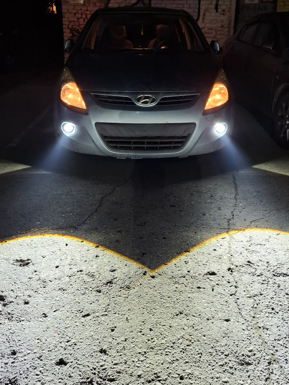 Фото в бортжурнале Hyundai i20 (1G)
