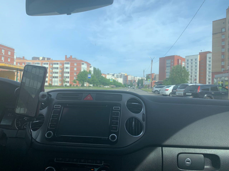 Приятные дополнения — Volkswagen Tiguan (1G), 2 л, 2011 года ...