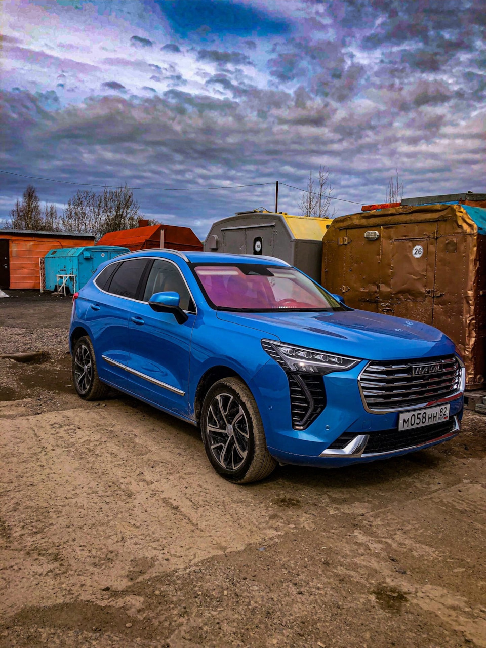 Наклейки на пороги — Haval Jolion, 1,5 л, 2021 года | аксессуары | DRIVE2