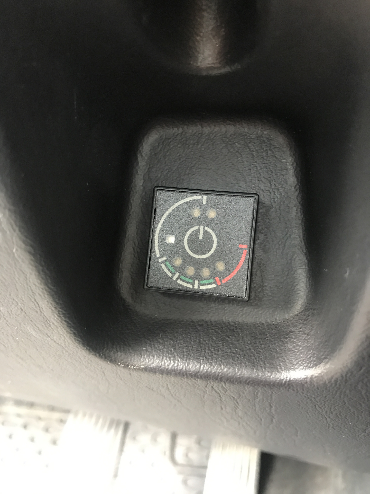 Моргает кнопка гбо 4 поколения. Газовое оборудование 4 поколения, автомобиль не переключается на газ. Моргает кнопка гбо 4 поколения. Моргает кнопка гбо 4 поколения. Кнопка переключения газ omvl.