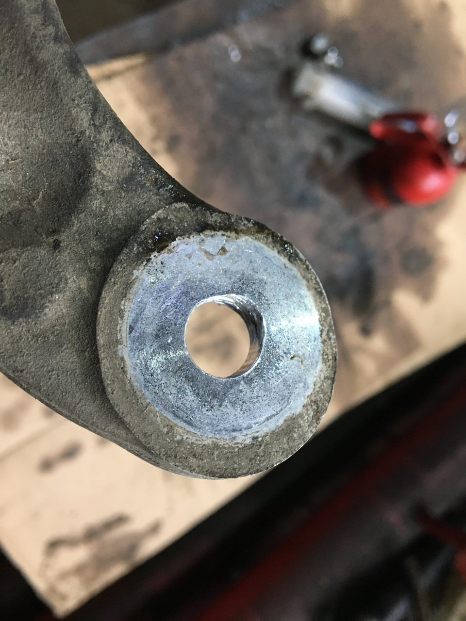 Фото в бортжурнале Mercedes-Benz E-Class (W211)