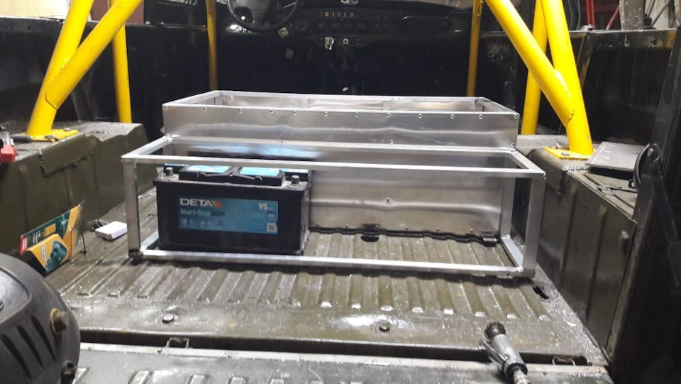 hYAAAgNNMeA 960 Как крепить бензобак на уаз 469